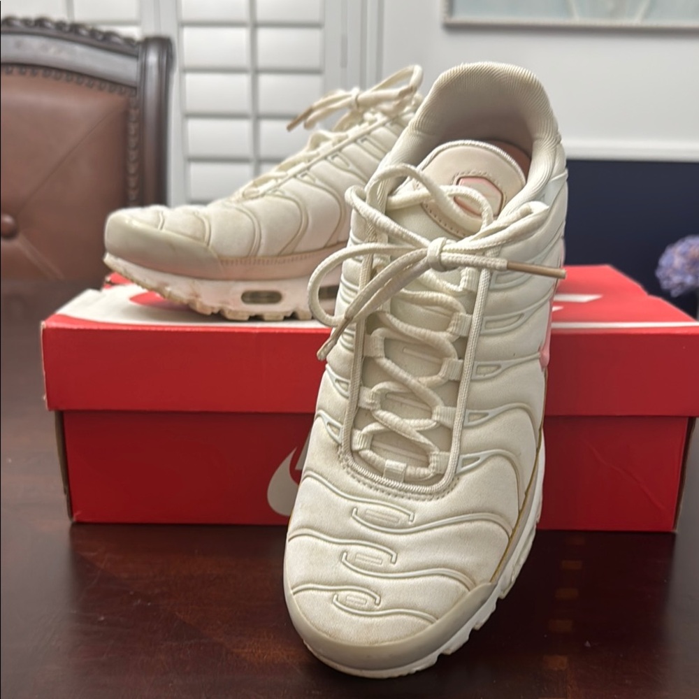 Nike Cream and pink Sneakers Air Max Plus size 9, great shape. Hardly wore.